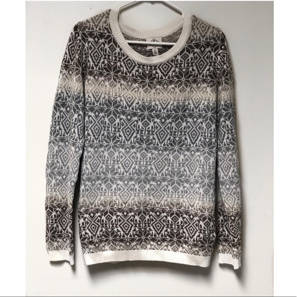 St. John’s Bay Ombré Winter Print Sweater Size XL